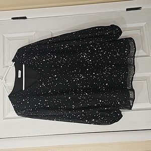 Blk & Wht Star Long Sleeve Flow Top